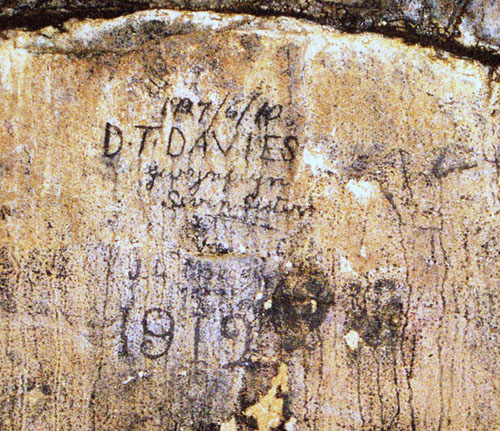 Inscription in DYO River Cave. Photo: PIWH